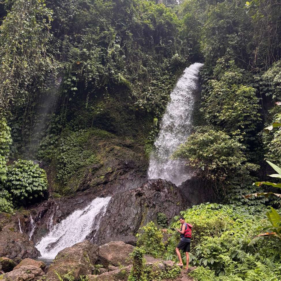 76a940fd01c822170aacf9be165b3706d5d2d3c730ecd95767b71dfc86a940dc